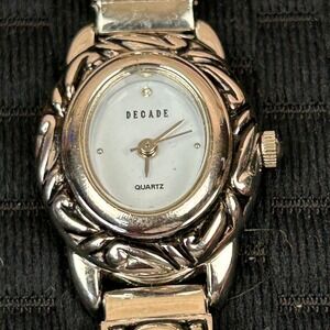 Decade Quartz‎ Watch Womens Oval White Dial Silver Filigree Hybrid Strap 48708